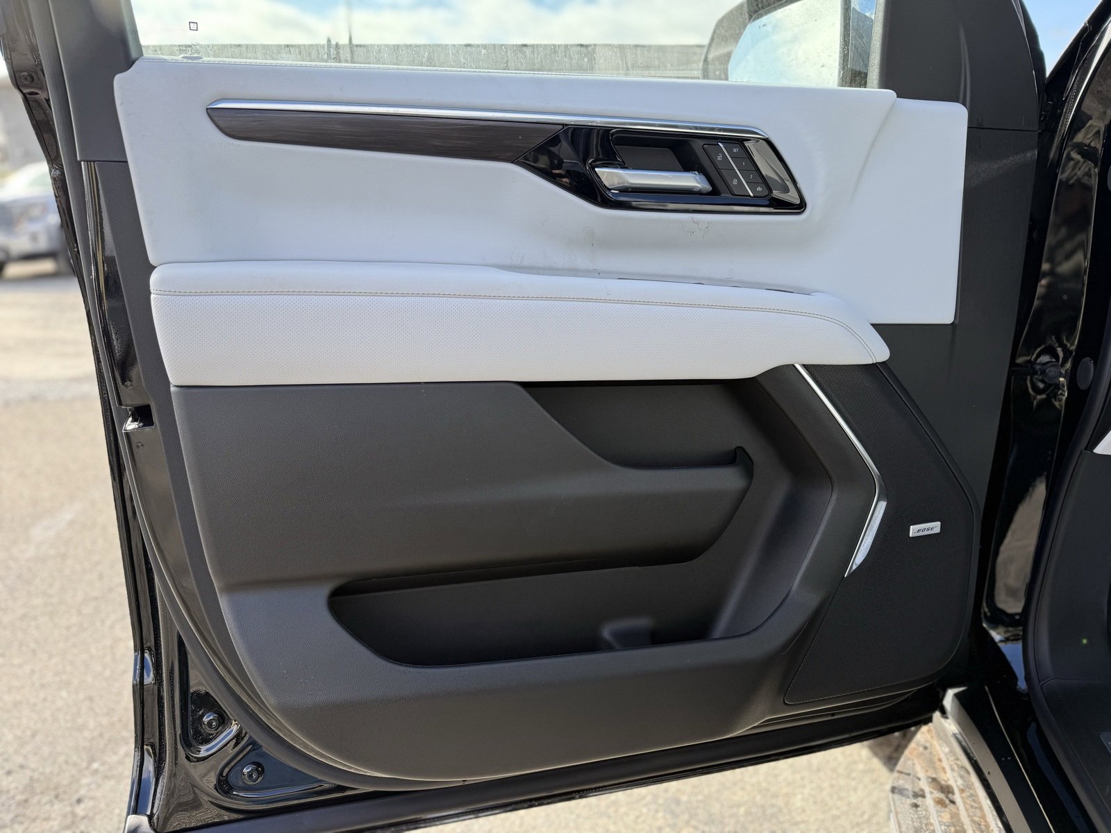 New 2026 Chevrolet Tahoe Premier w/ Sun And Tow Package image 12