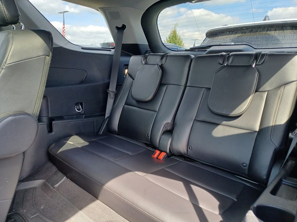 Used 2023 Ford Explorer Limited w/ Limited Technology Package AWD/4WD image 30