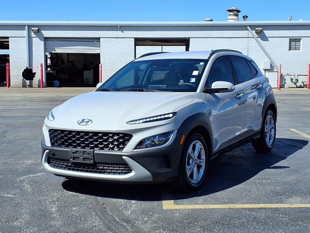 Used 2023 Hyundai Kona SEL w/ Cargo Package AWD/4WD image 2