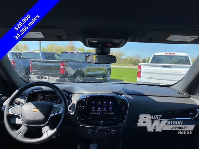Used 2023 Chevrolet Traverse LT FWD image 18