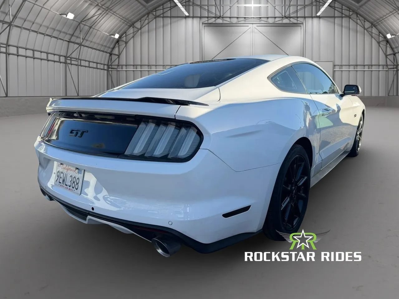 Used 2016 Ford Mustang GT w/ Black Accent Package RWD image 23