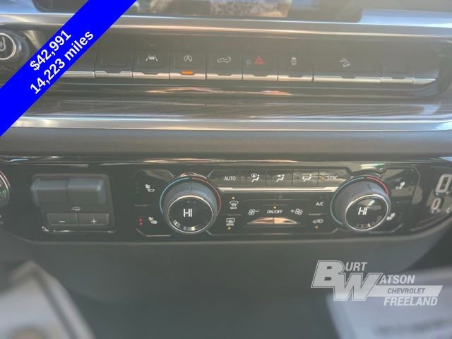 Used 2023 Chevrolet Silverado 1500 RST image 18