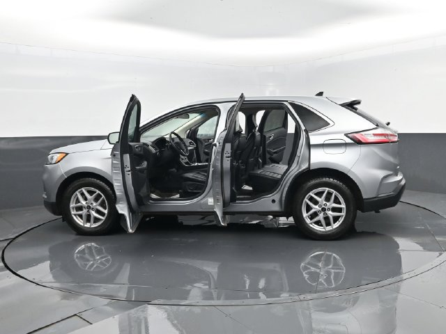 Used 2023 Ford Edge SEL AWD/4WD image 29