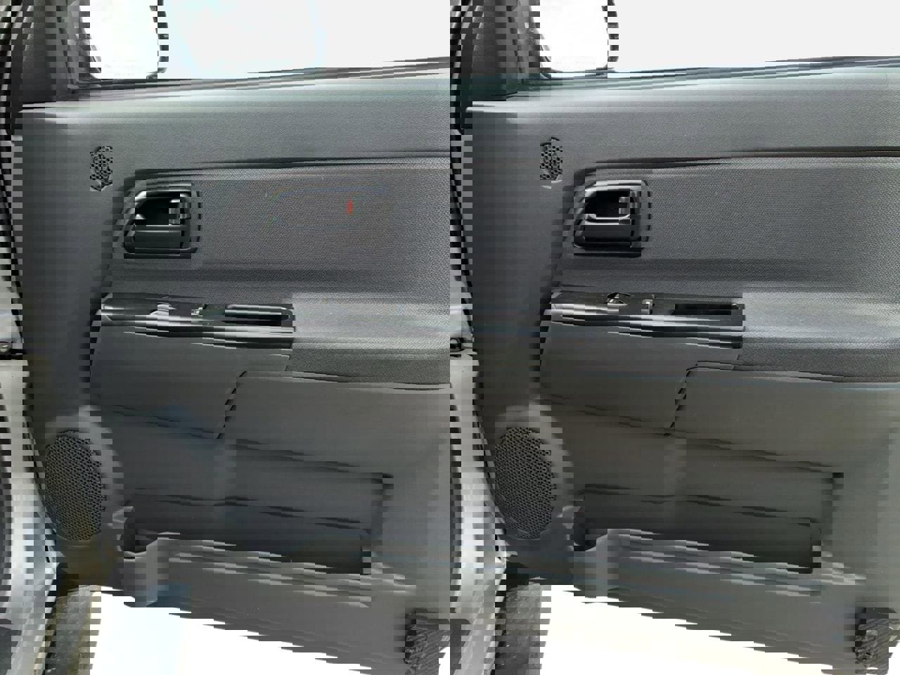 Used 2006 Chevrolet Colorado LT image 25