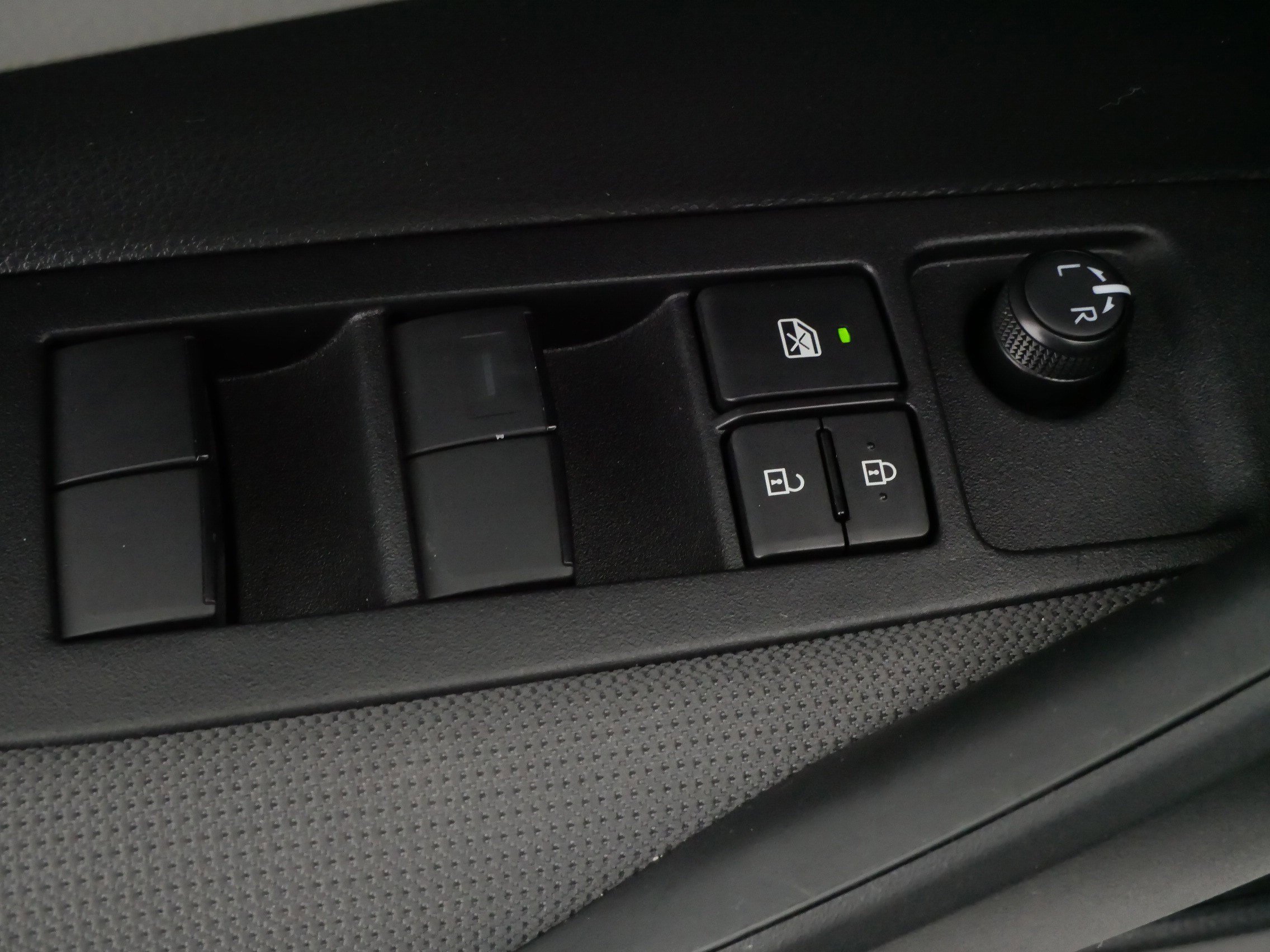 Certified 2025 Toyota Corolla LE w/ Convenience Package image 19