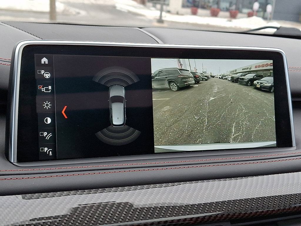 Used 2018 BMW X5 M image 23