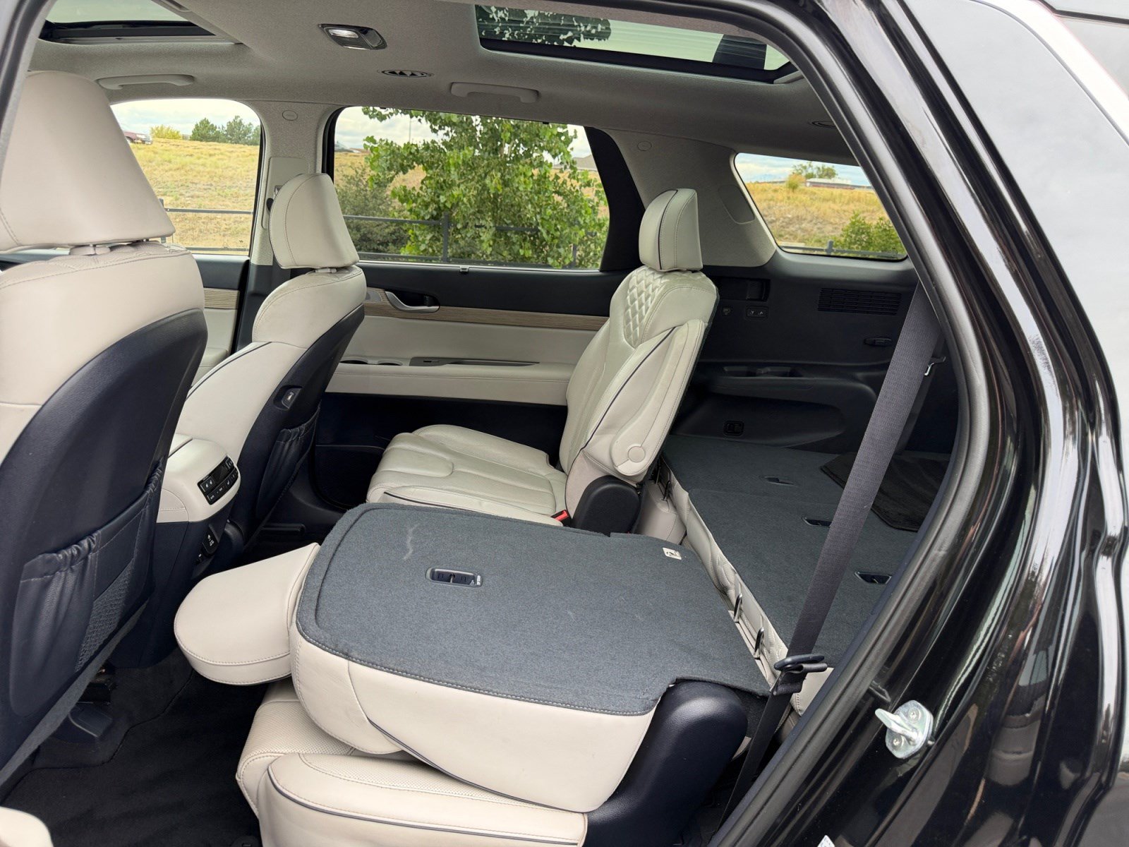 Used 2022 Hyundai Palisade Limited AWD/4WD image 17