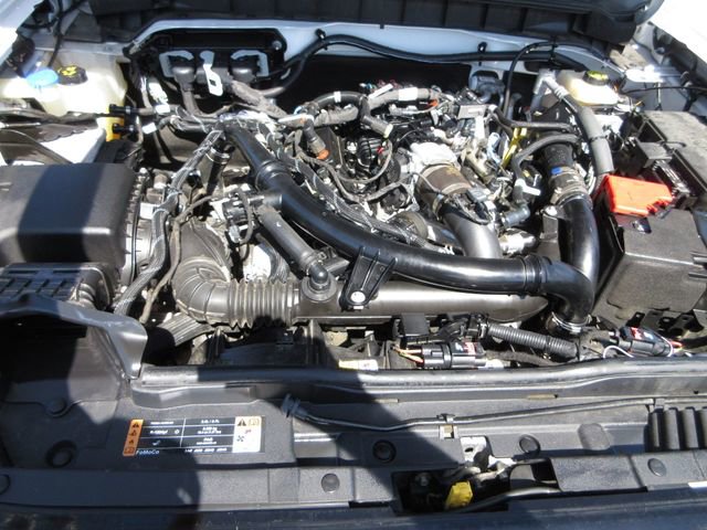 Certified 2022 Ford Bronco Wildtrak AWD/4WD image 27