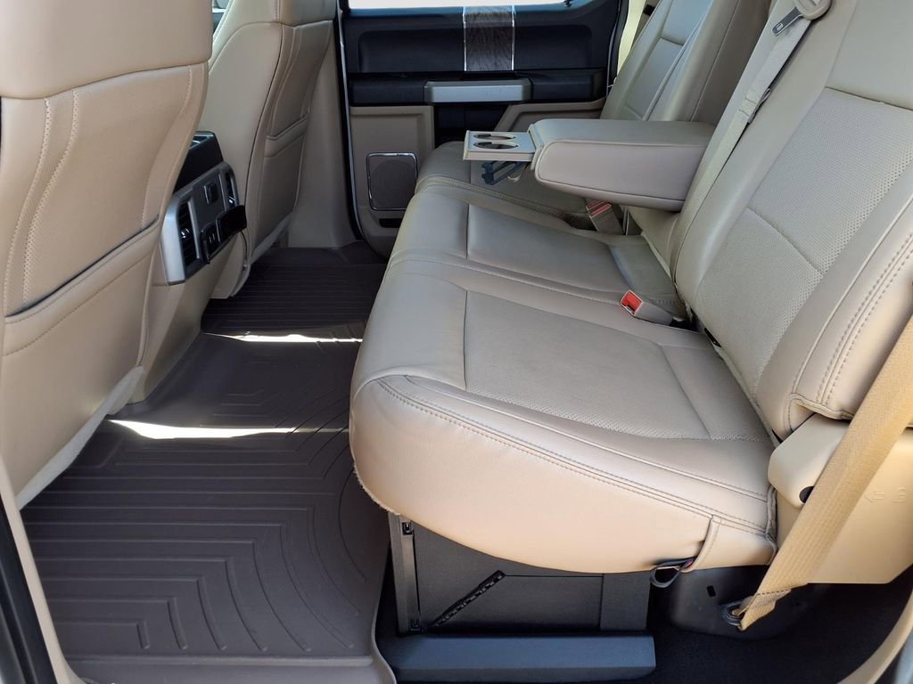 Used 2019 Ford F250 Lariat w/ Chrome Package image 23