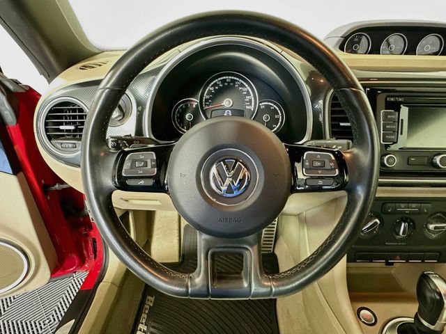 Used 2013 Volkswagen Beetle Turbo FWD image 13