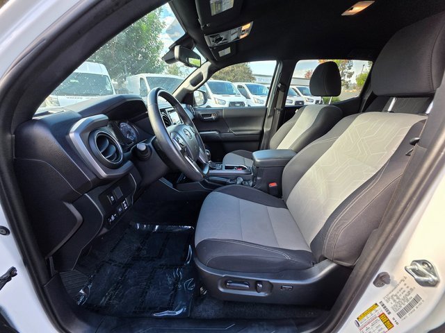 Used 2023 Toyota Tacoma TRD Off-Road image 16