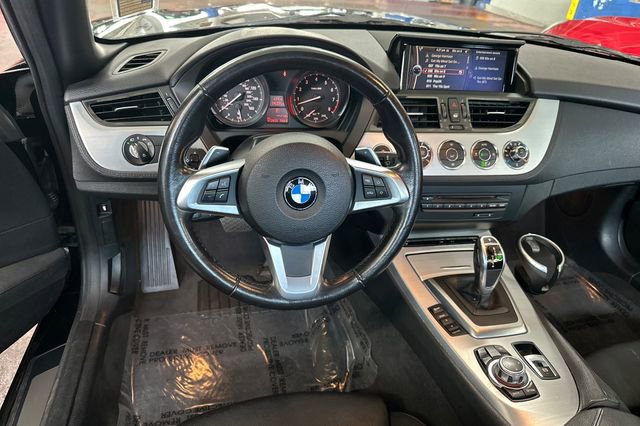 Used 2014 BMW Z4 sDrive35i RWD image 17