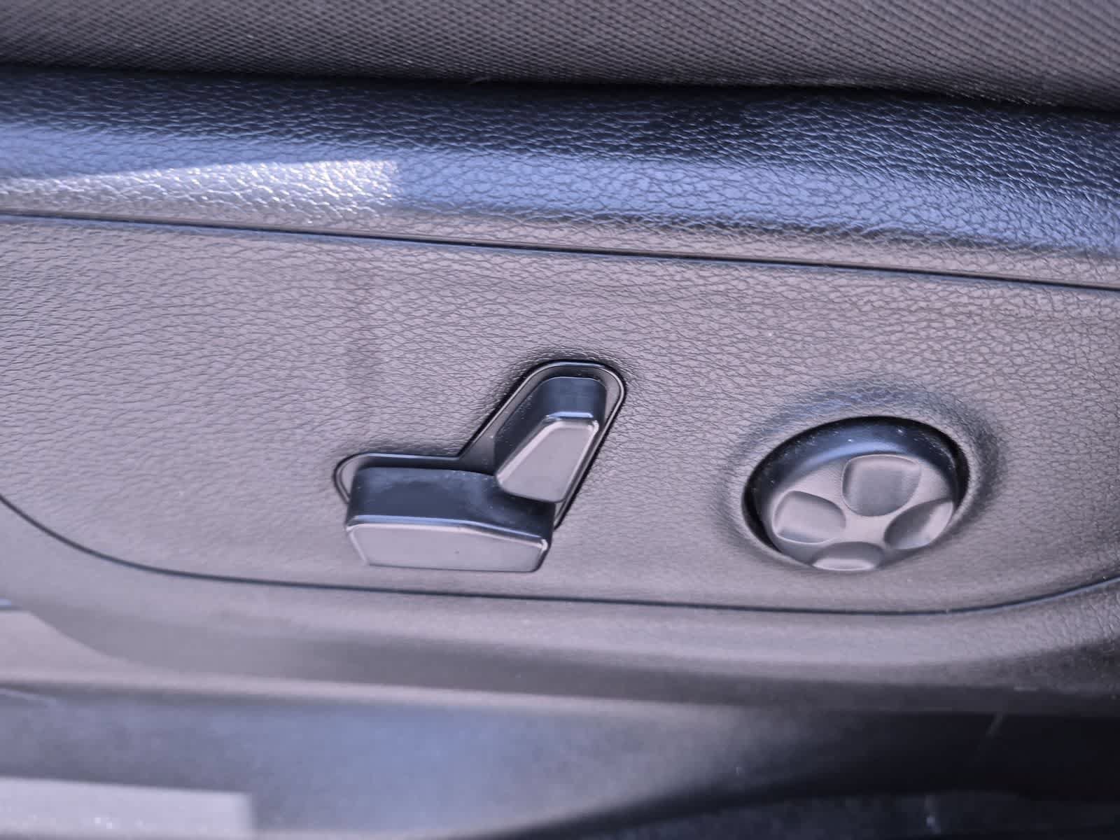 Used 2021 RAM 1500 Big Horn AWD/4WD image 17