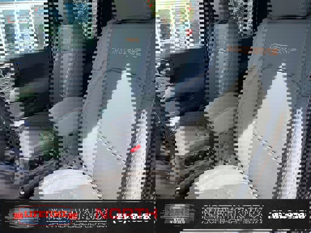 New 2025 Jeep Gladiator Mojave image 4