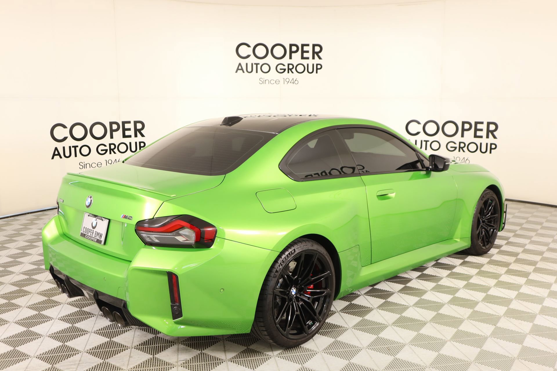 Used 2025 BMW M2 w/ Lighting Package image 20