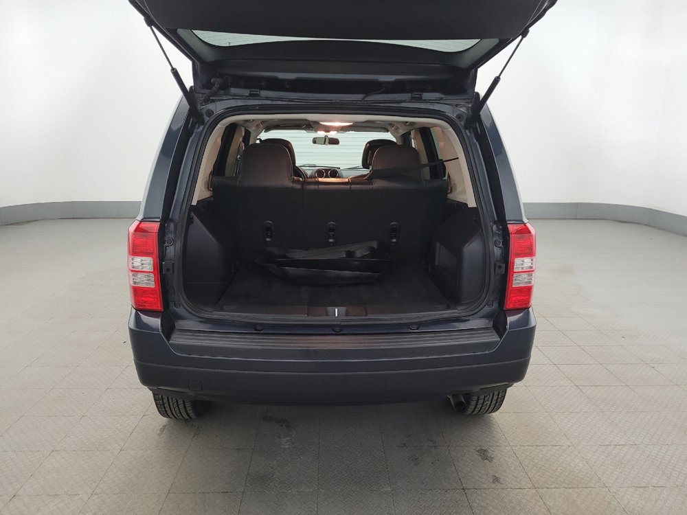 Used 2015 Jeep Patriot High Altitude image 29