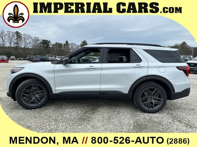 New 2026 Ford Explorer ST w/ Sun And Sound Package image 6