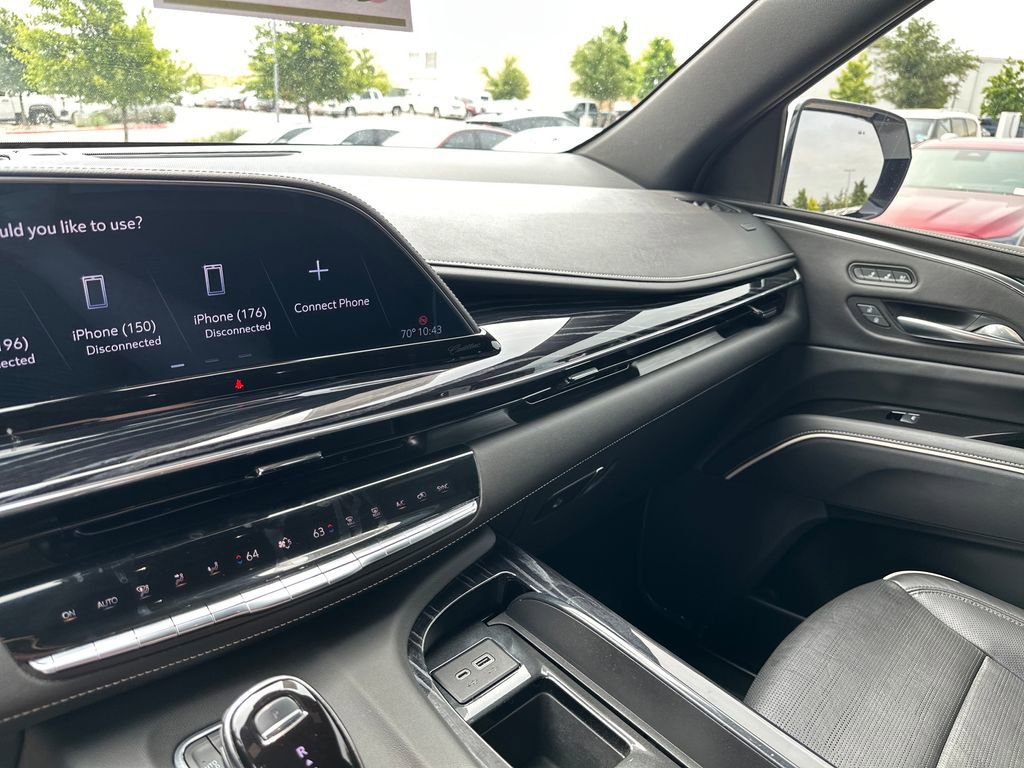 Used 2022 Cadillac Escalade Sport w/ Touring Package AWD/4WD image 22