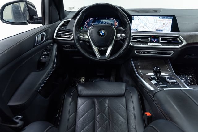 Used 2023 BMW X5 xDrive40i AWD/4WD image 3