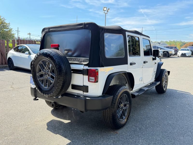 Used 2014 Jeep Wrangler Unlimited Sport w/ Quick Order Package 24S AWD/4WD image 6