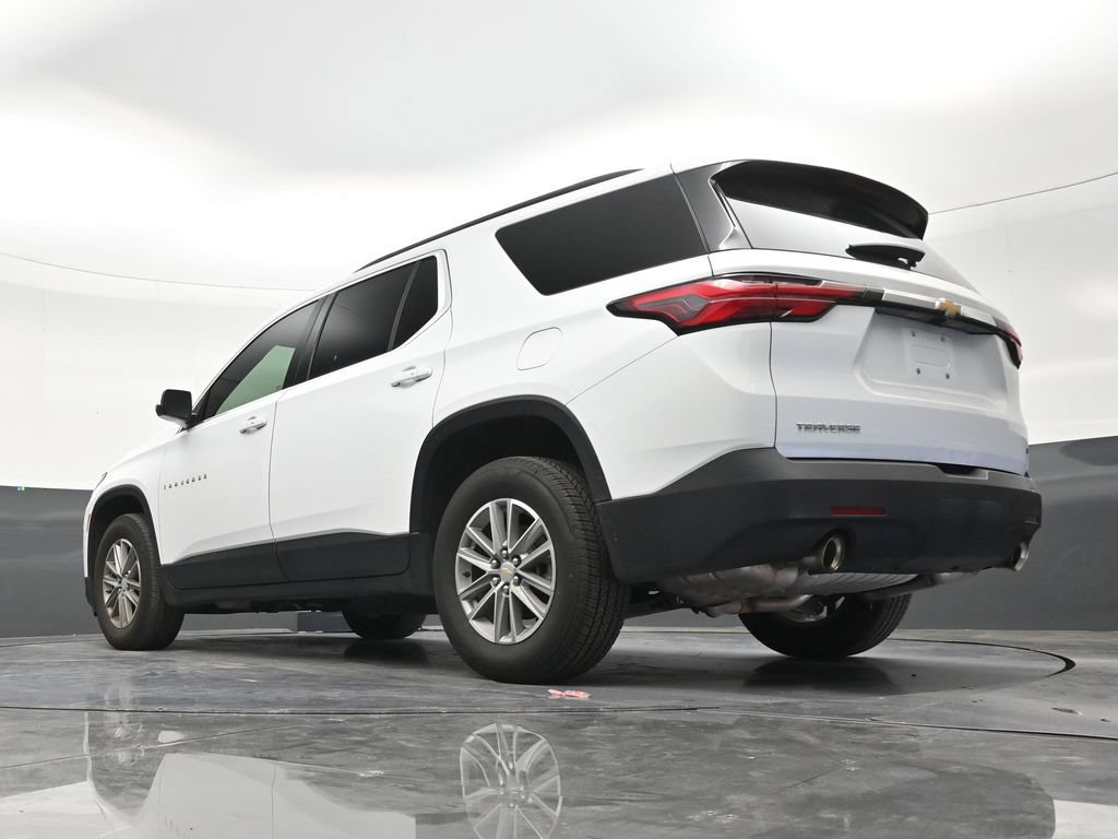 Used 2023 Chevrolet Traverse LT FWD image 21