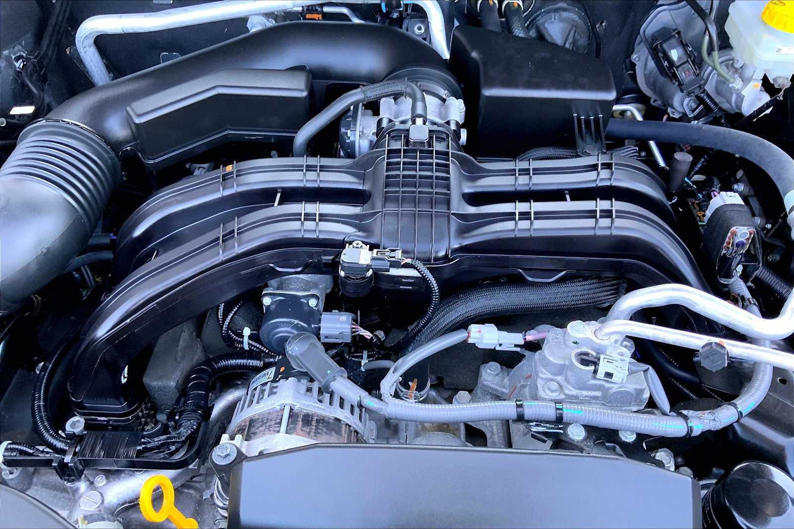 Certified 2025 Subaru Outback Premium AWD/4WD image 29