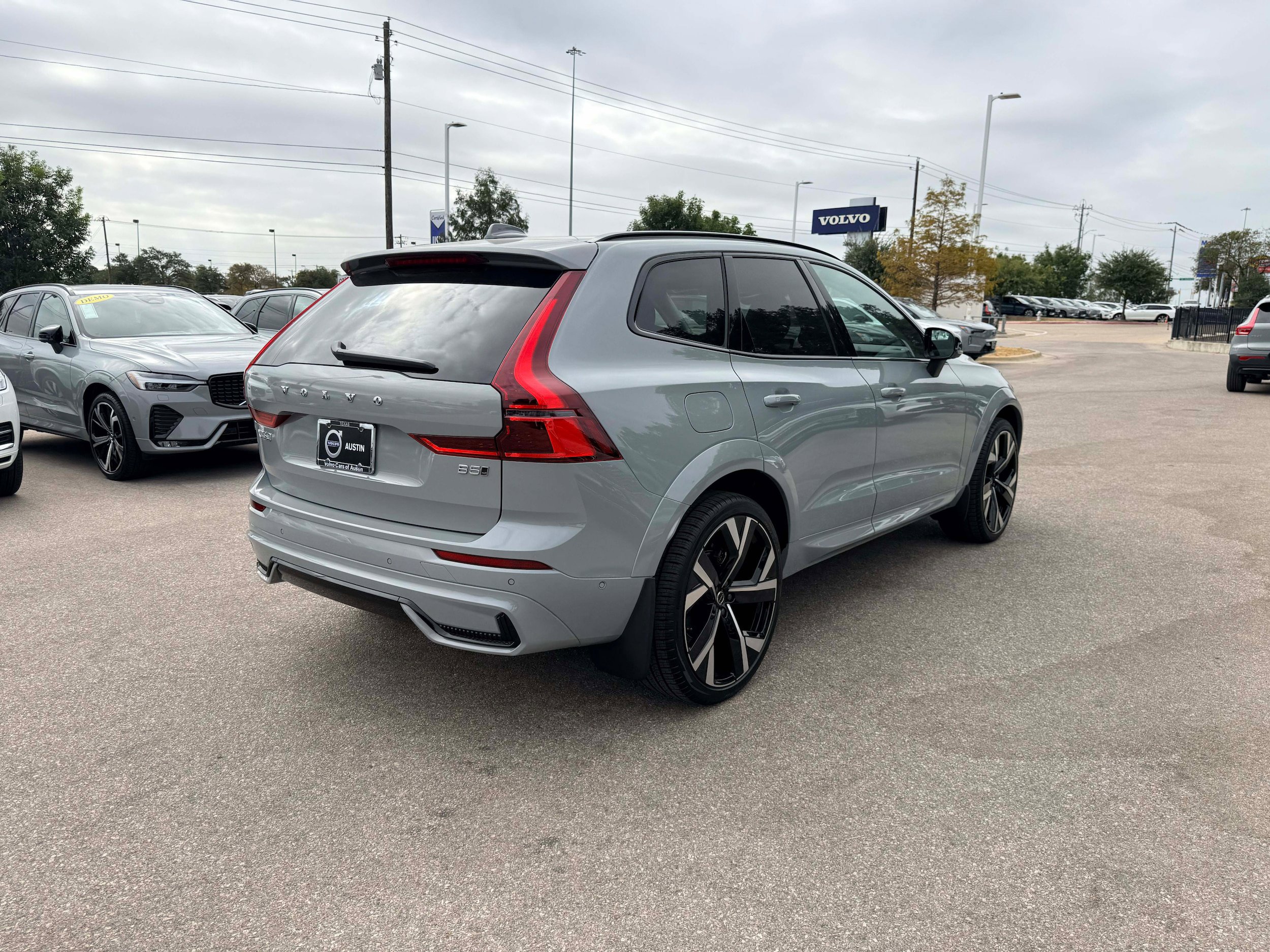 Used 2026 Volvo XC60 B5 Ultra w/ Climate Package AWD/4WD image 6