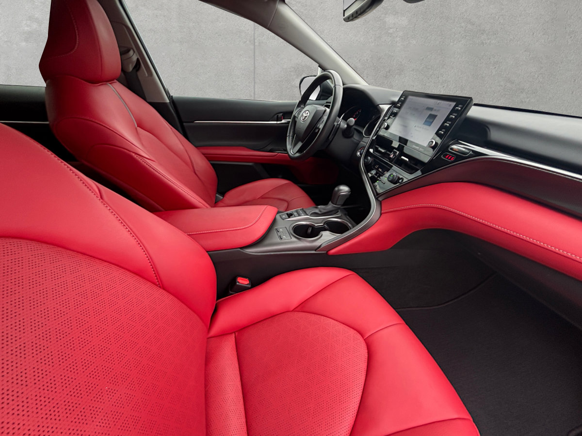 Used 2023 Toyota Camry XSE image 25