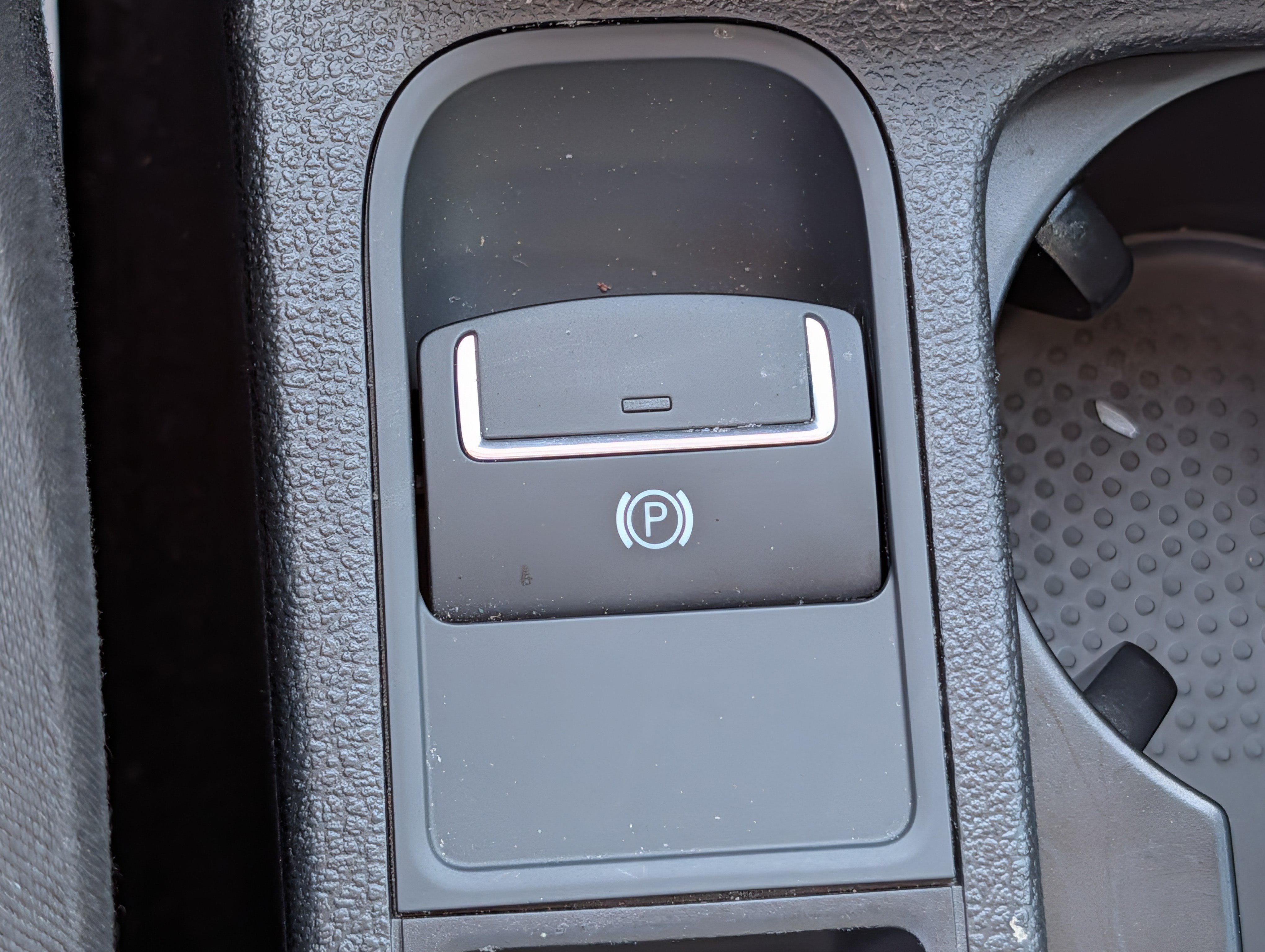 Used 2018 Volkswagen Tiguan Limited AWD/4WD image 29