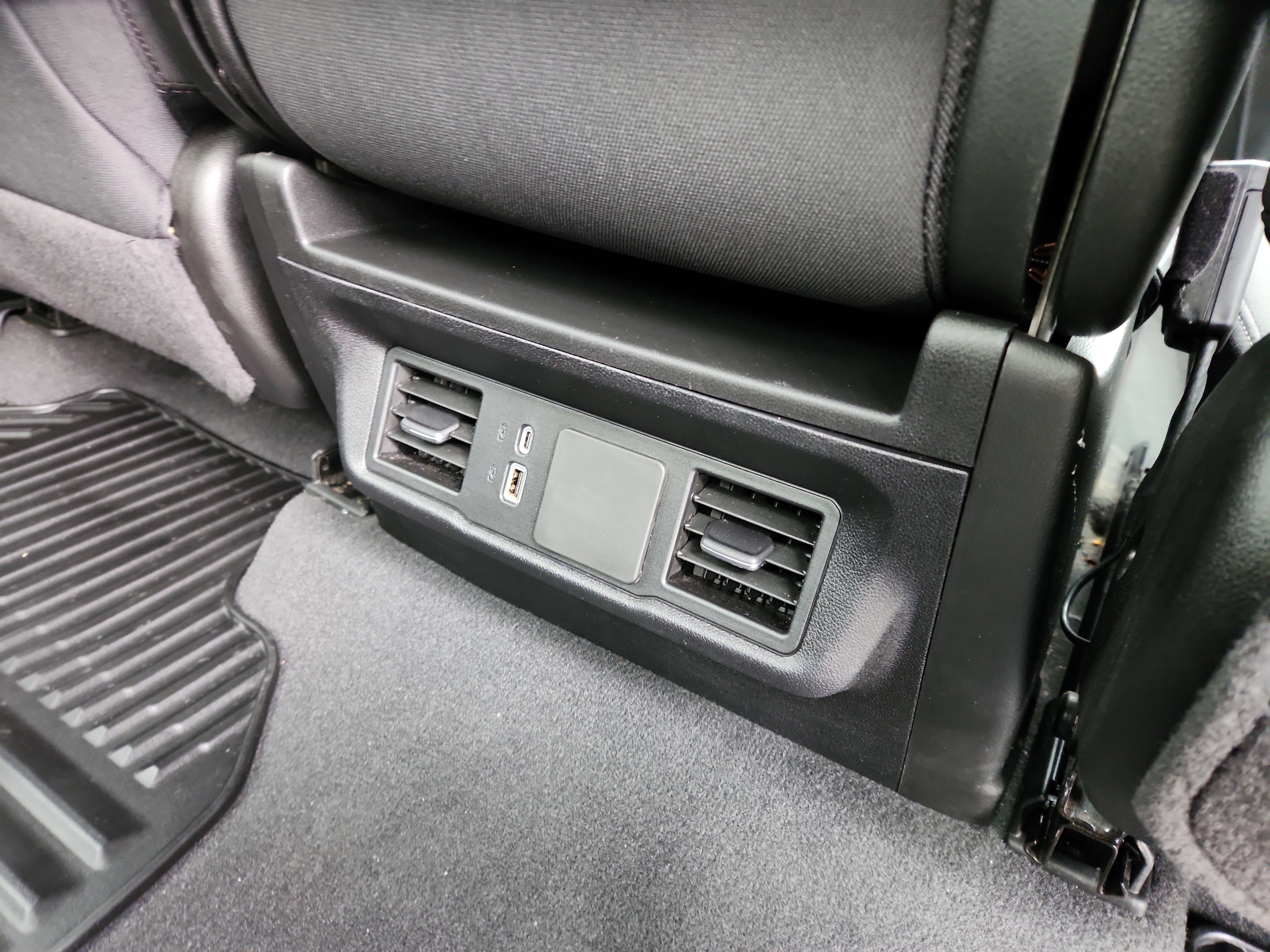 Used 2025 Chevrolet Silverado 2500 Custom w/ Custom Value Package image 32