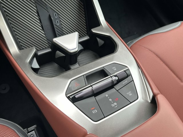 New 2027 BMW iX3 50 xDrive AWD/4WD image 17
