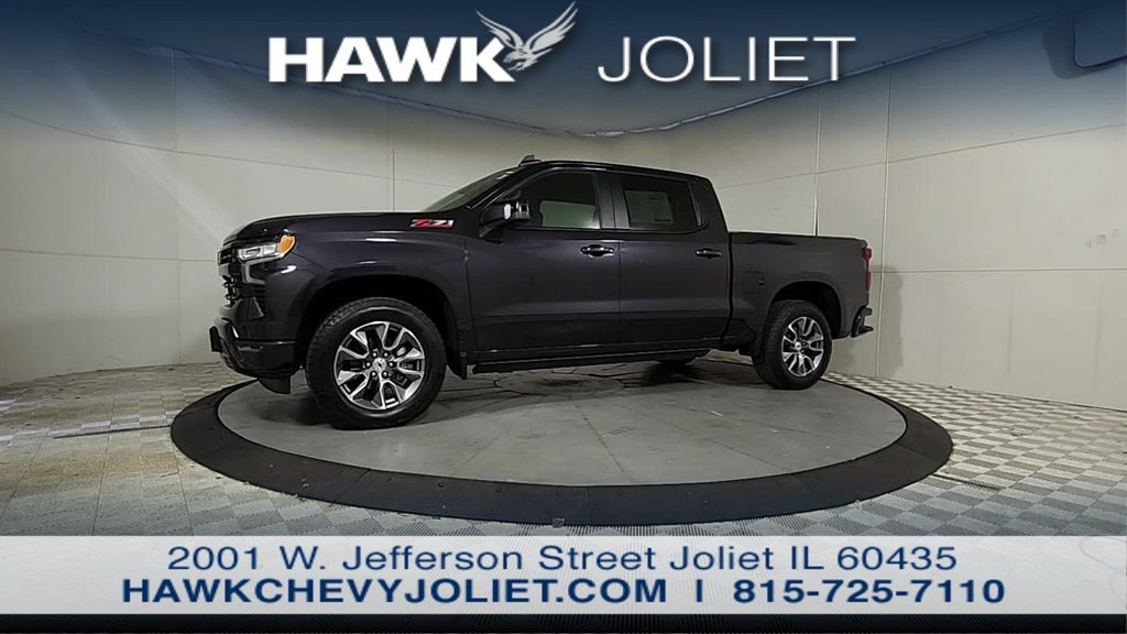 Used 2024 Chevrolet Silverado 1500 RST w/ Convenience Package II AWD/4WD image 3