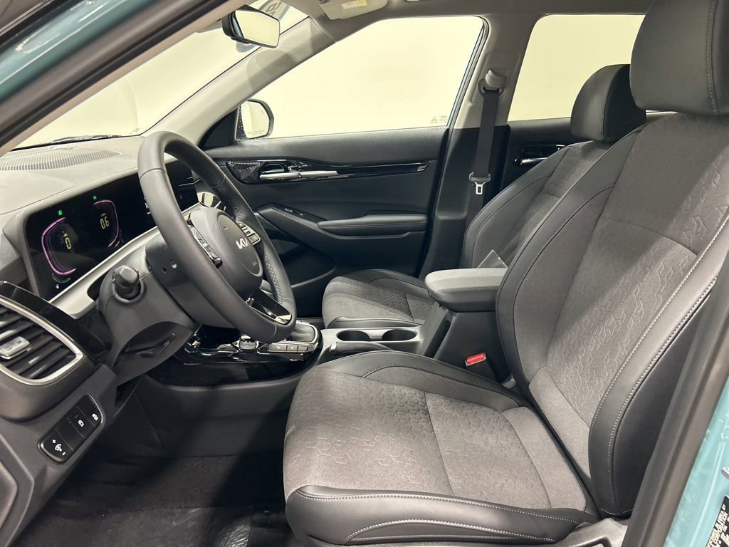 New 2026 Kia Seltos S AWD/4WD image 10