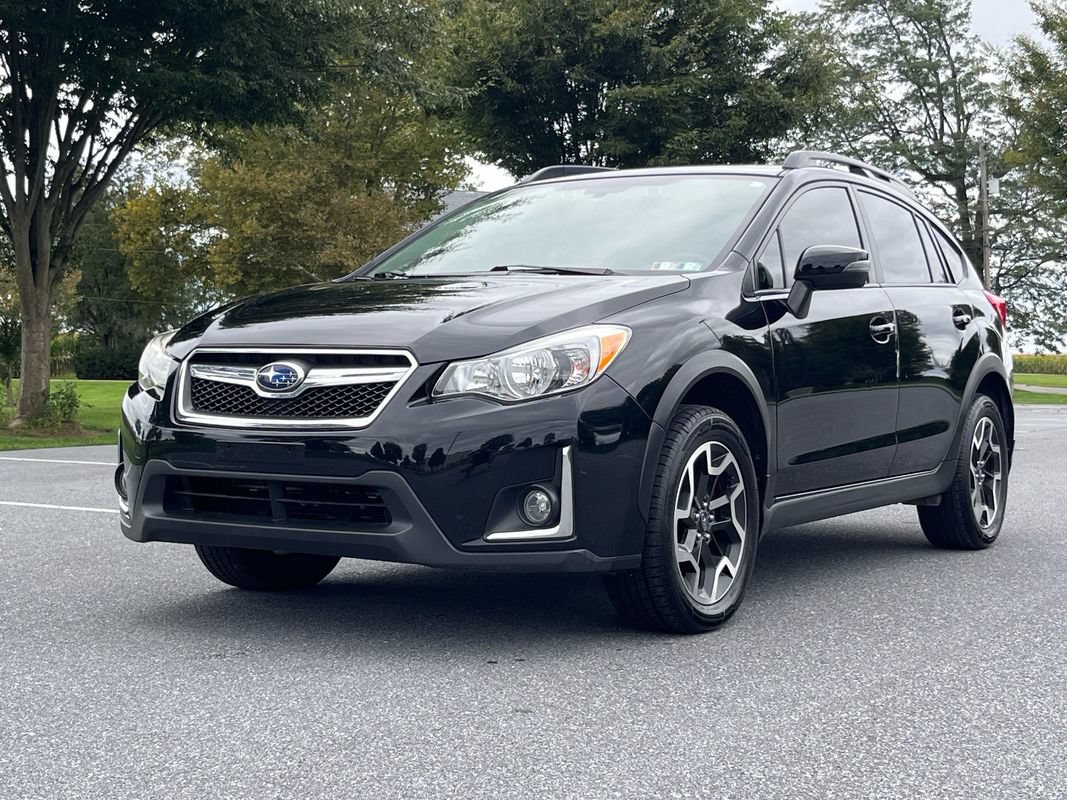 Used 2017 Subaru Crosstrek 2.0i Limited AWD/4WD image 3