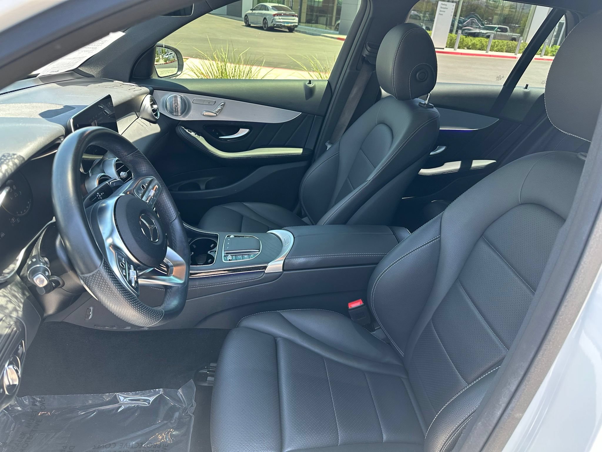 Used 2021 Mercedes-Benz GLC 300 image 16