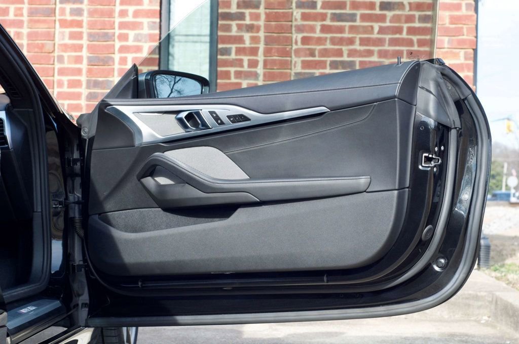 Used 2019 BMW M850i xDrive MSRP$115105/Heated&CooledSeats w/ Comfort Seating Package image 33