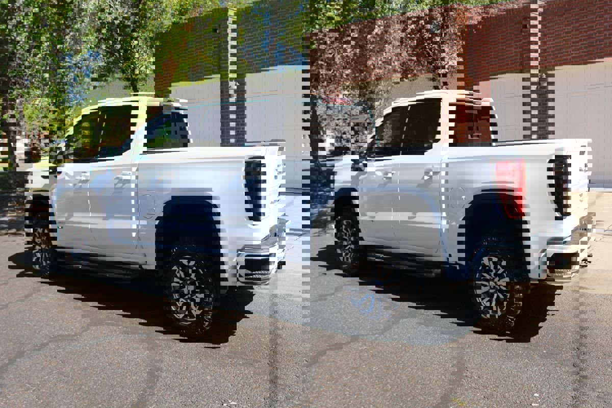 Used 2021 GMC Sierra 1500 AT4 w/ AT4 Preferred Package image 45