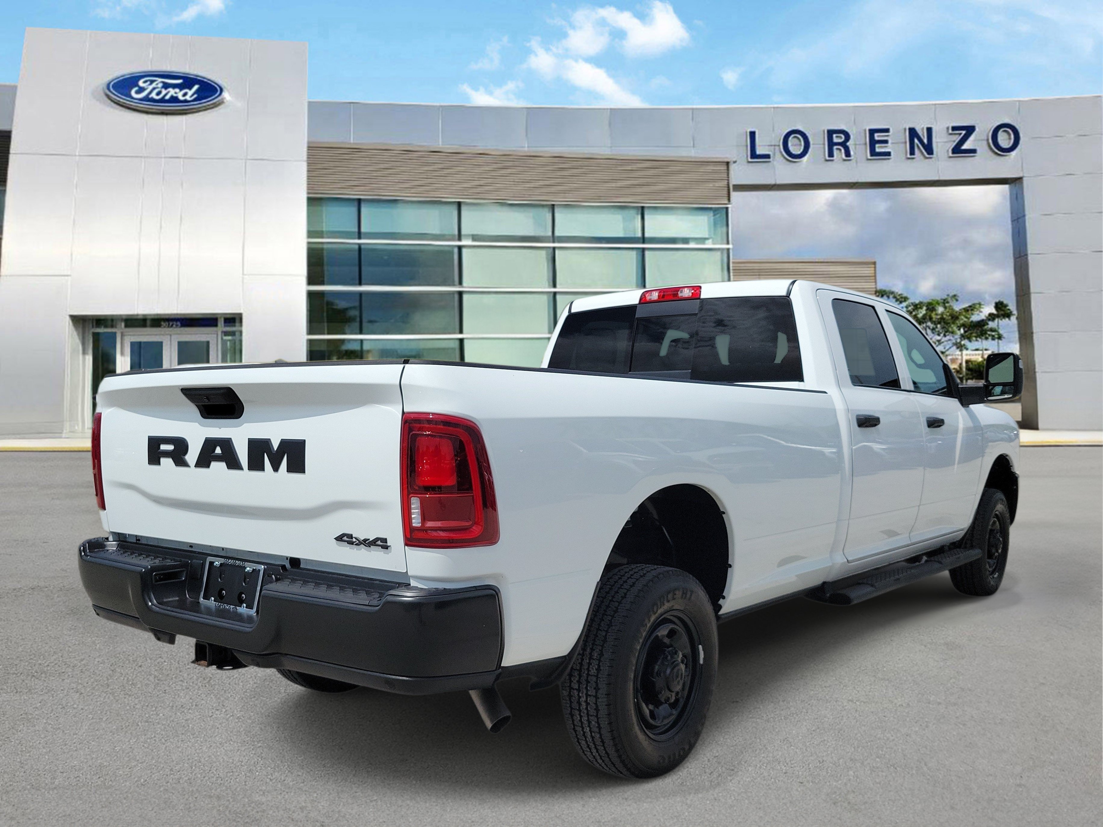 Used 2025 RAM 2500 Tradesman w/ Safety Group AWD/4WD image 5