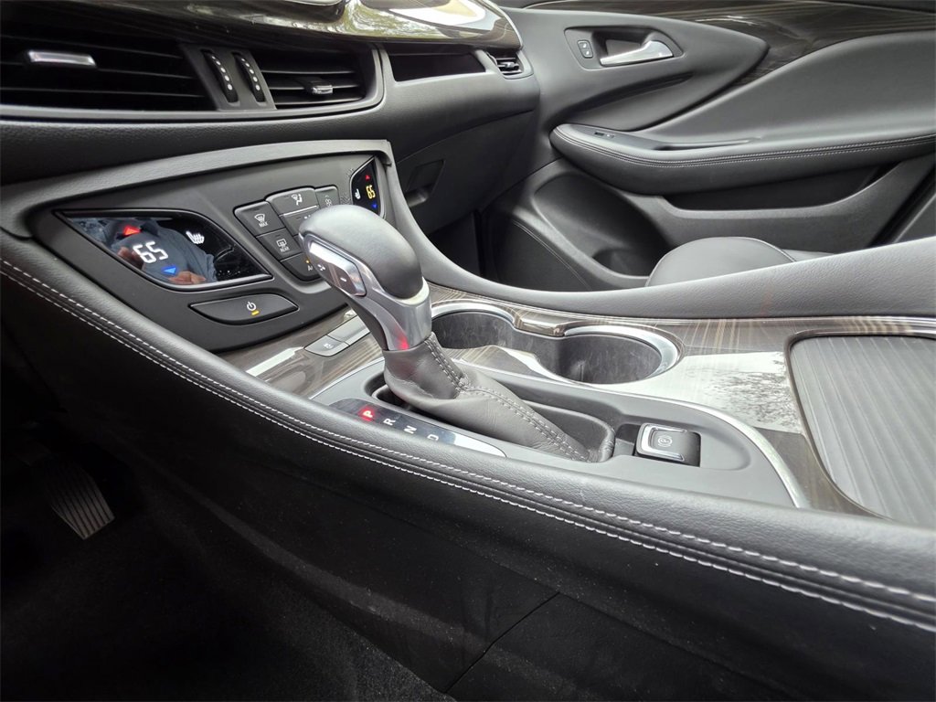 Used 2020 Buick Envision Essence image 23