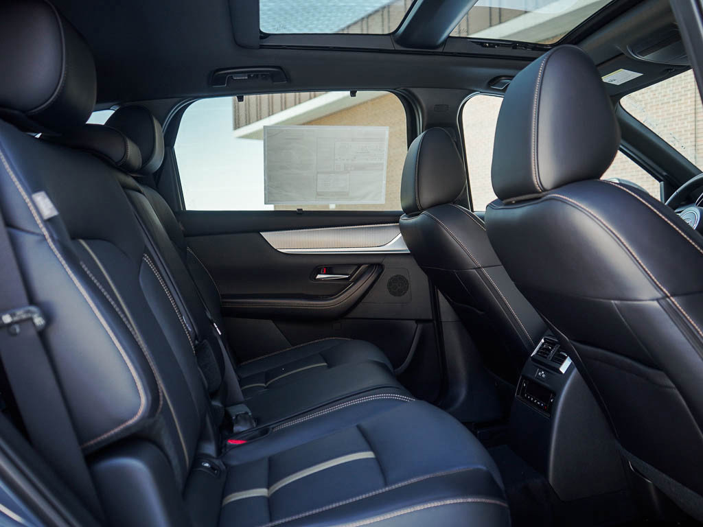 New 2026 MAZDA CX-90 Plug-In Hybrid w/ Premium Plus image 13