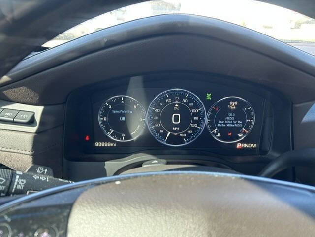 Used 2015 Cadillac Escalade Luxury AWD/4WD image 9