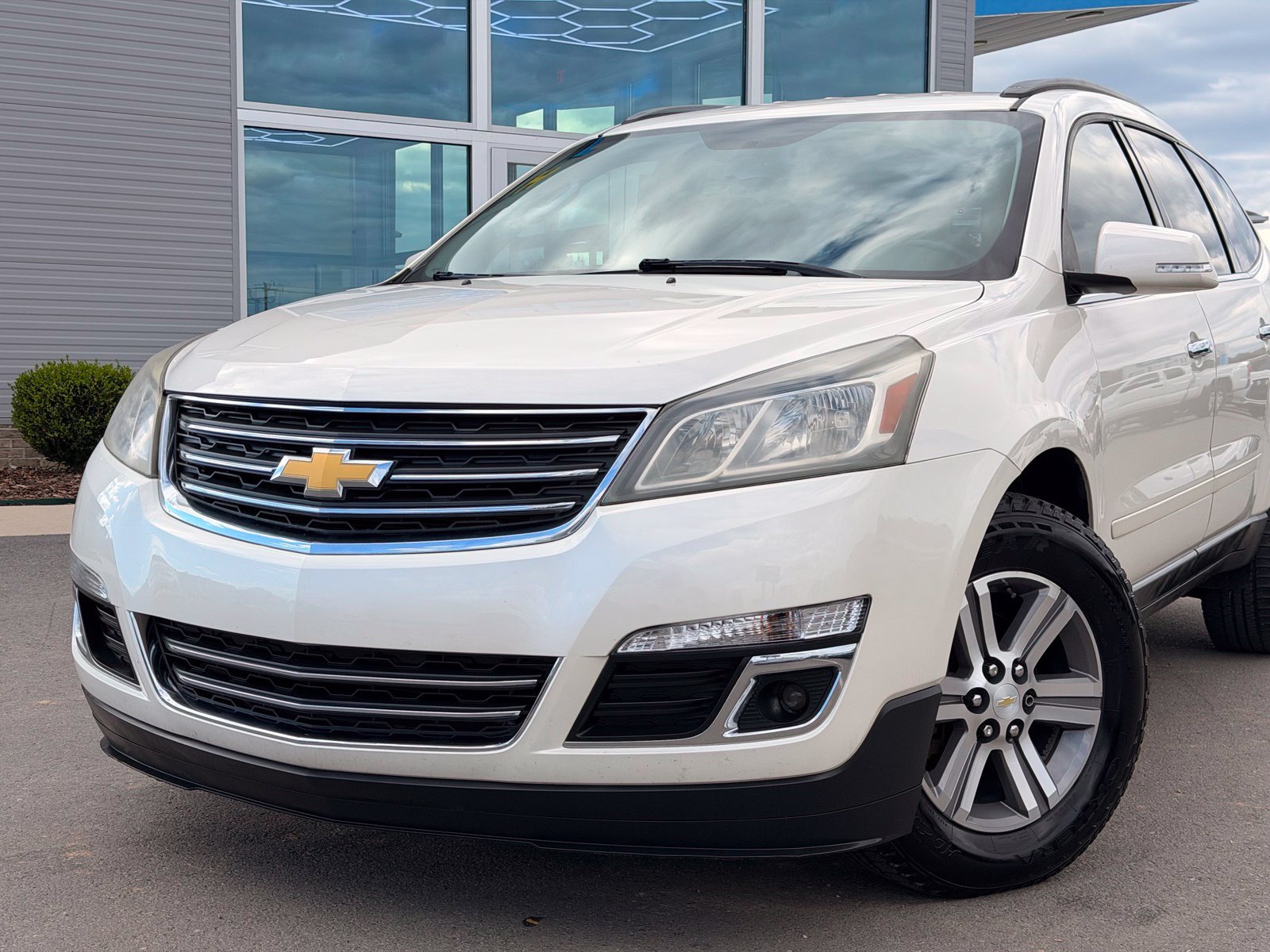 Used 2015 Chevrolet Traverse LT AWD/4WD image 4
