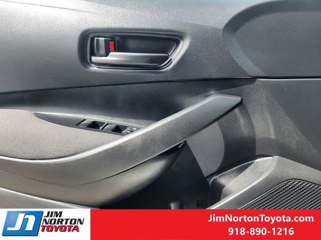 Used 2026 Toyota Corolla LE FWD image 22