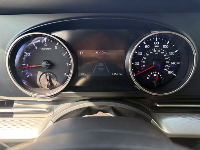 Certified 2024 Kia Carnival LX FWD image 23