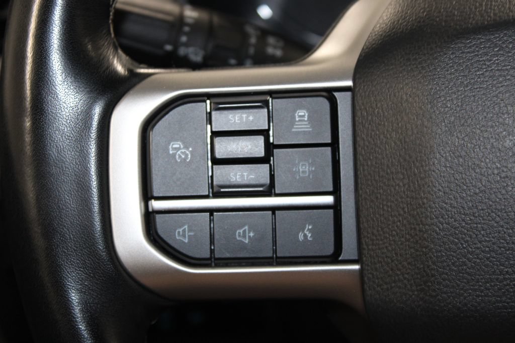 Used 2024 Ford Expedition Limited RWD image 39