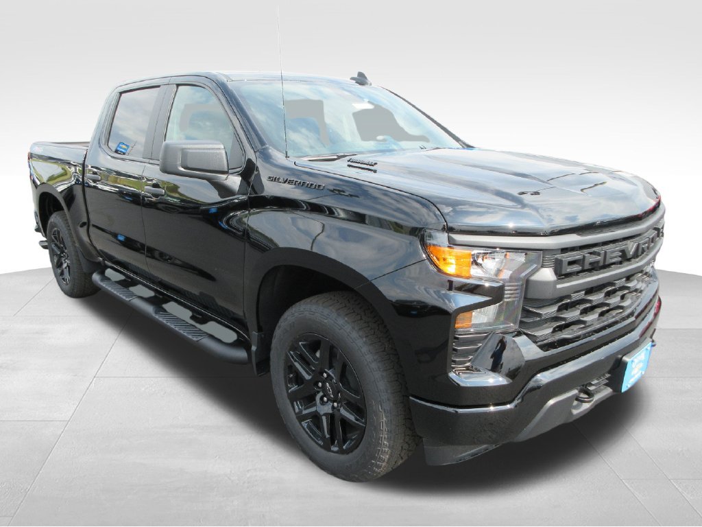 New 2026 Chevrolet Silverado 1500 Custom w/ Turbomax Blackout Package AWD/4WD image 8