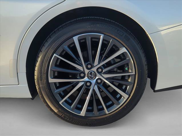 Used 2022 Lexus ES 350 w/ Premium Package FWD image 5