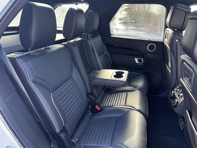 Used 2023 Land Rover Discovery S R-Dynamic image 23