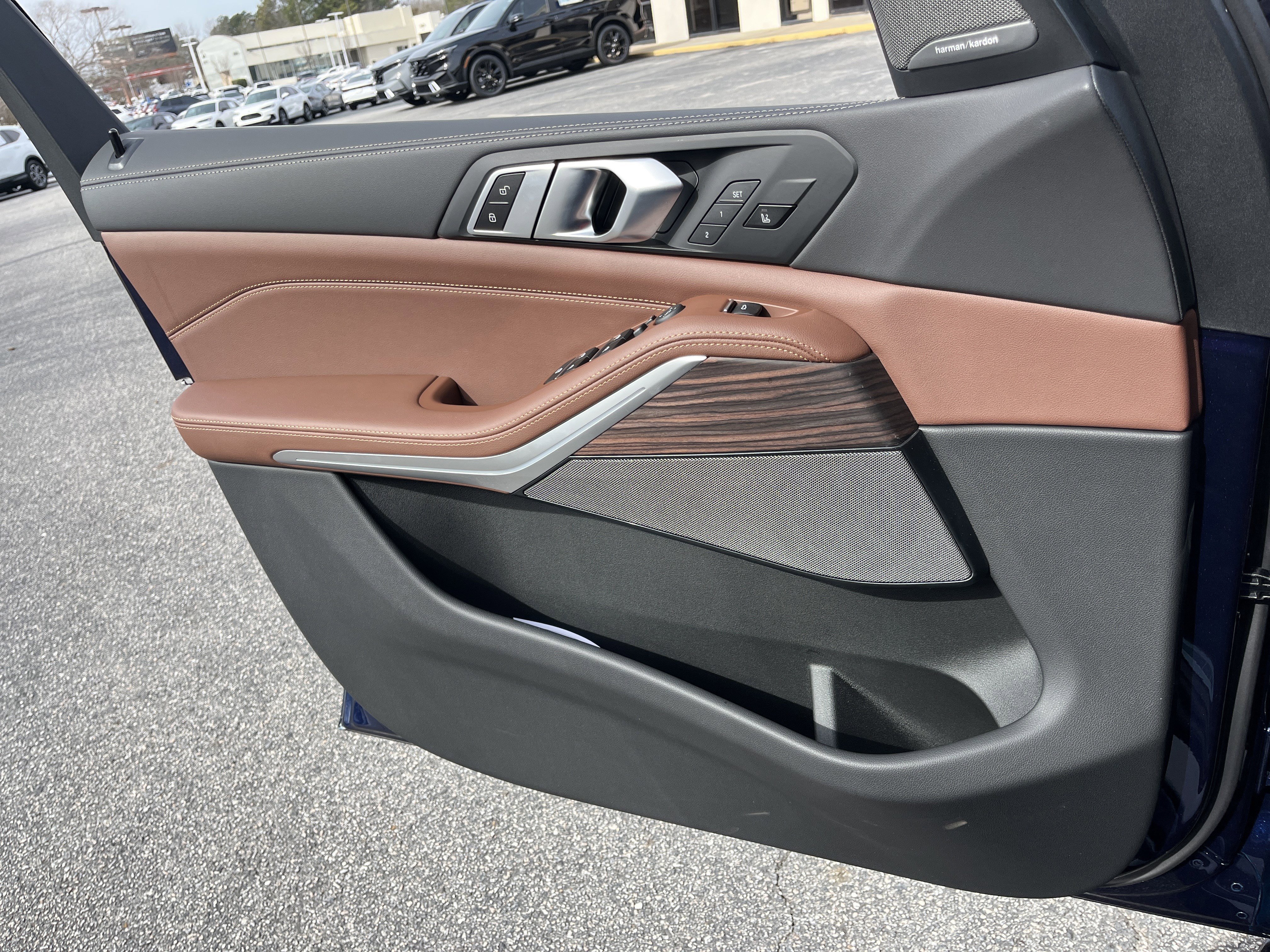 New 2026 BMW X5 sDrive40i w/ M Sport Package RWD image 15