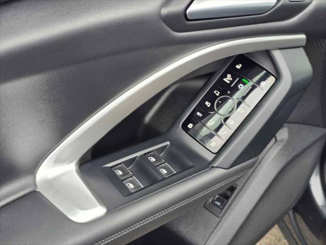 Used 2025 Audi Q5 Prestige AWD/4WD image 23